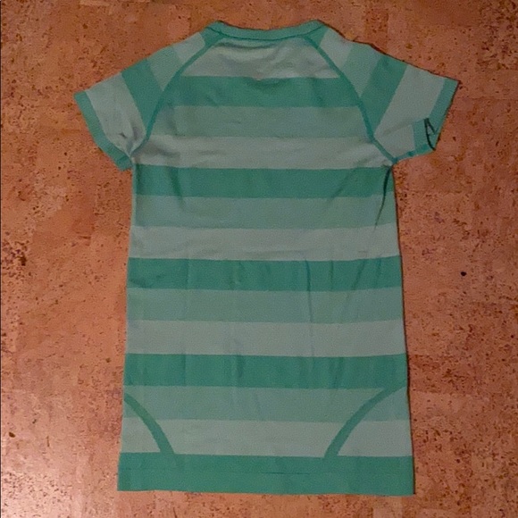 Lululemon Swiftly Tech Top - Picture 3 of 3